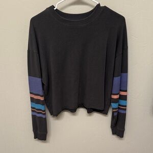 AMERICAN EAGLE AHH-MAZINGLY SOFT CROPPED SWEATSHIRT